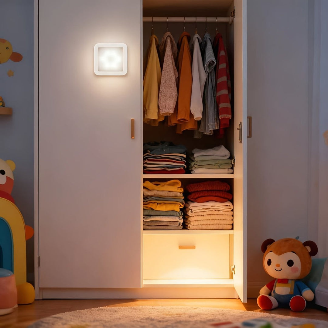 Aplice de perete cu activare prin mișcare pentru iluminare nocturnă 1