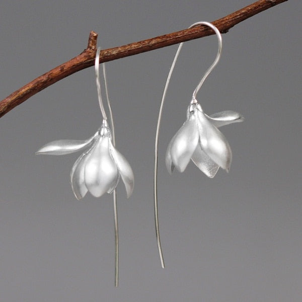 Cercei Cu Pandantiv Floare De Magnolie