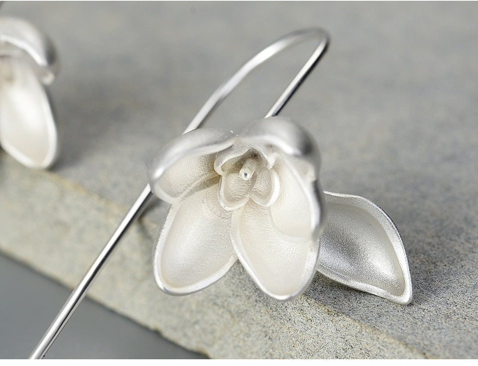 Cercei Cu Pandantiv Floare De Magnolie