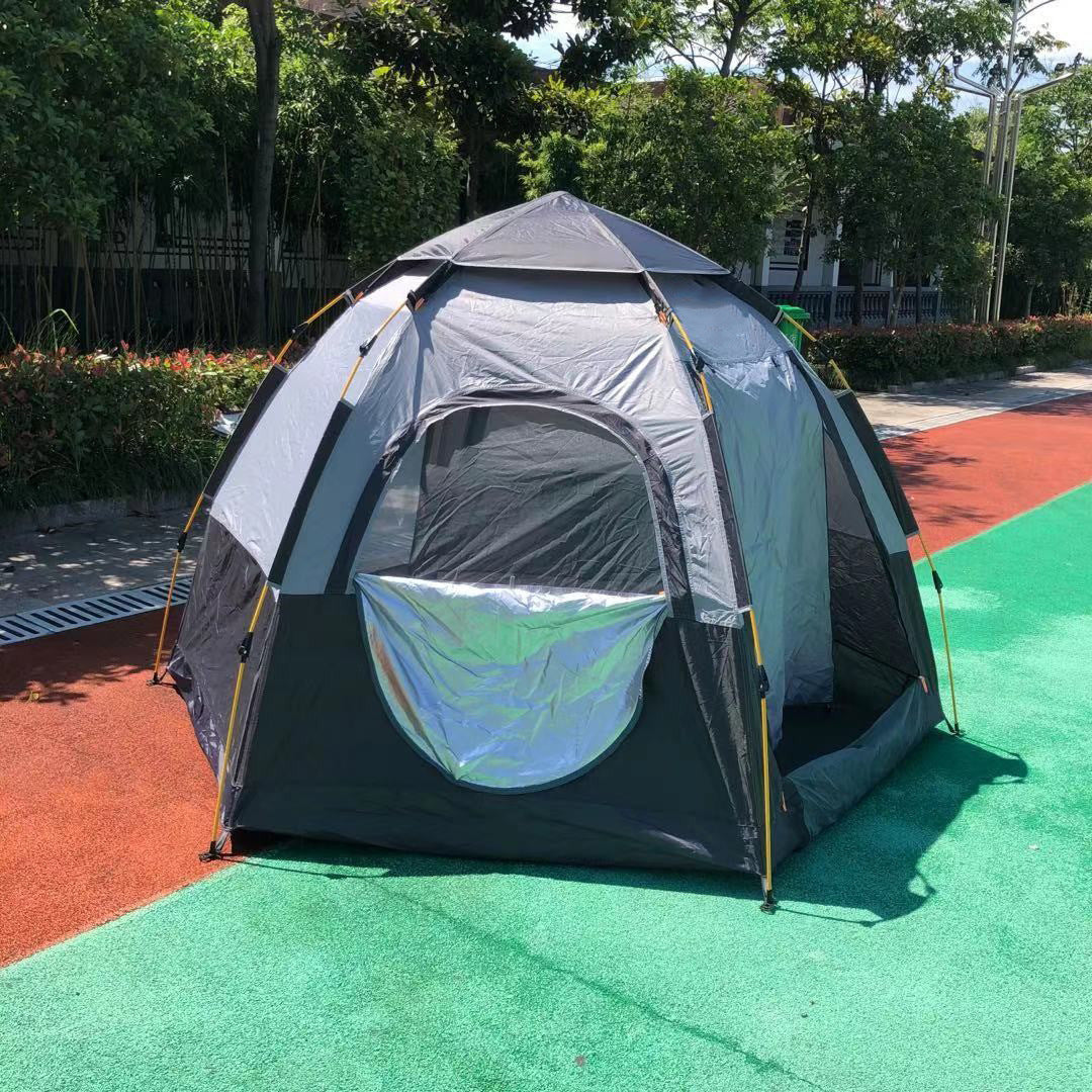 Cort de familie spațios și versatil pentru camping 3