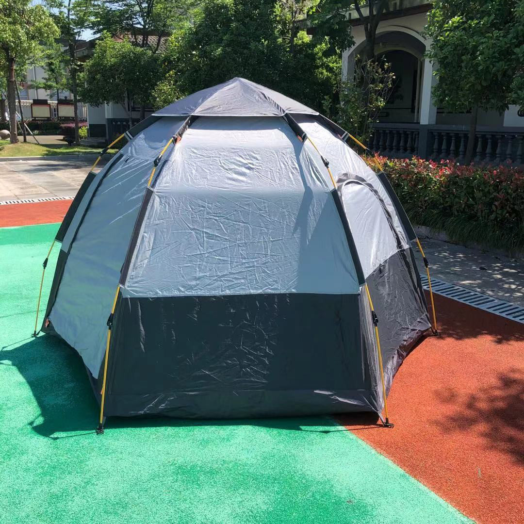Cort de familie spațios și versatil pentru camping 5