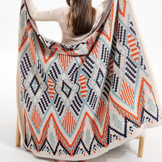 Cuvertură tricotată cu model aztec pentru decor interior 1