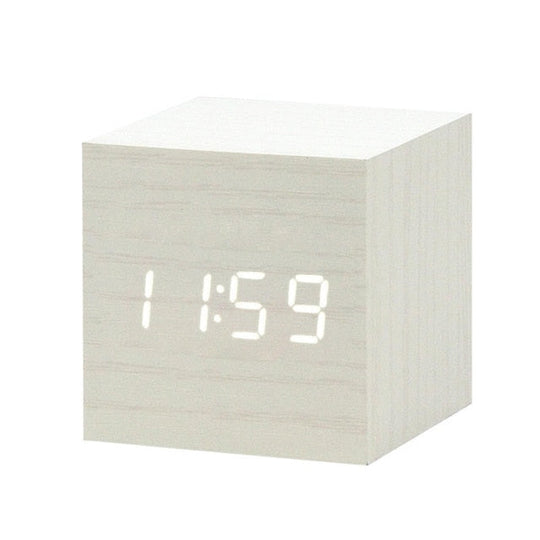 Digitale LED Wekker met Spraakbesturing en Modern Design 10