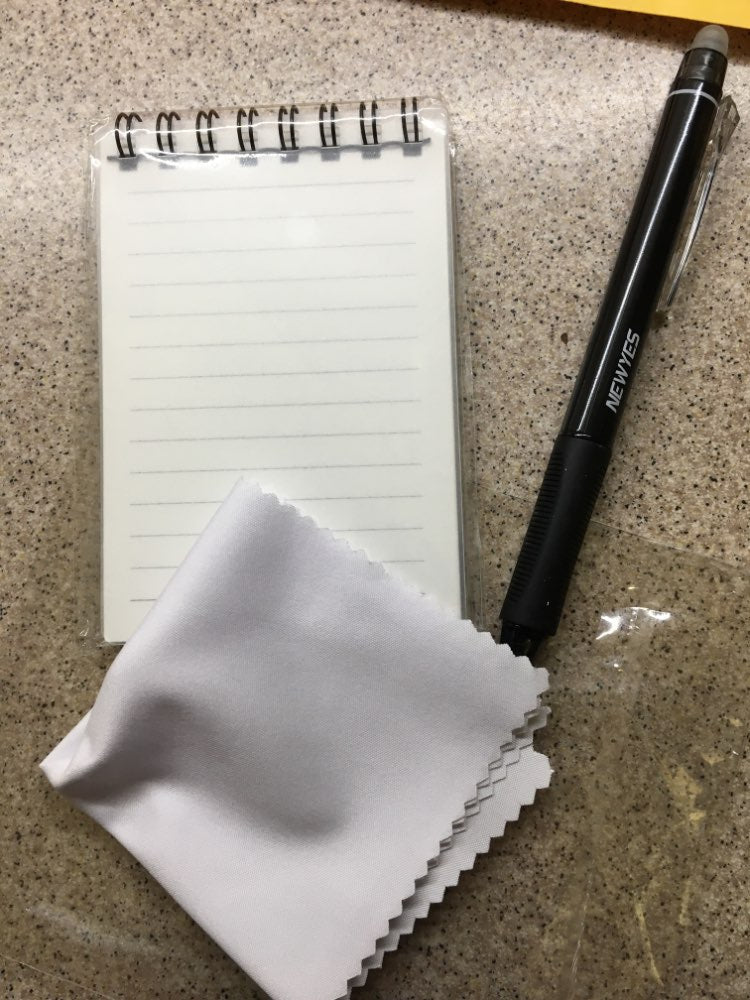 Econotebook - Așa Ceva Nu Ai Mai Văzut Niciodată! (Exclusiv La Belleza)