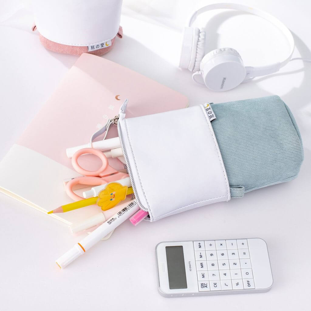 Etui Pop-Up Pentru Creioane
