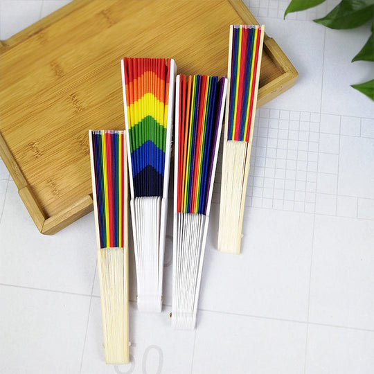 Evantai de damă cu design artistic colorat 3