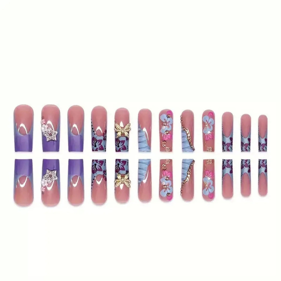 Extensii Unghii cu Model Floral pentru Femei 2