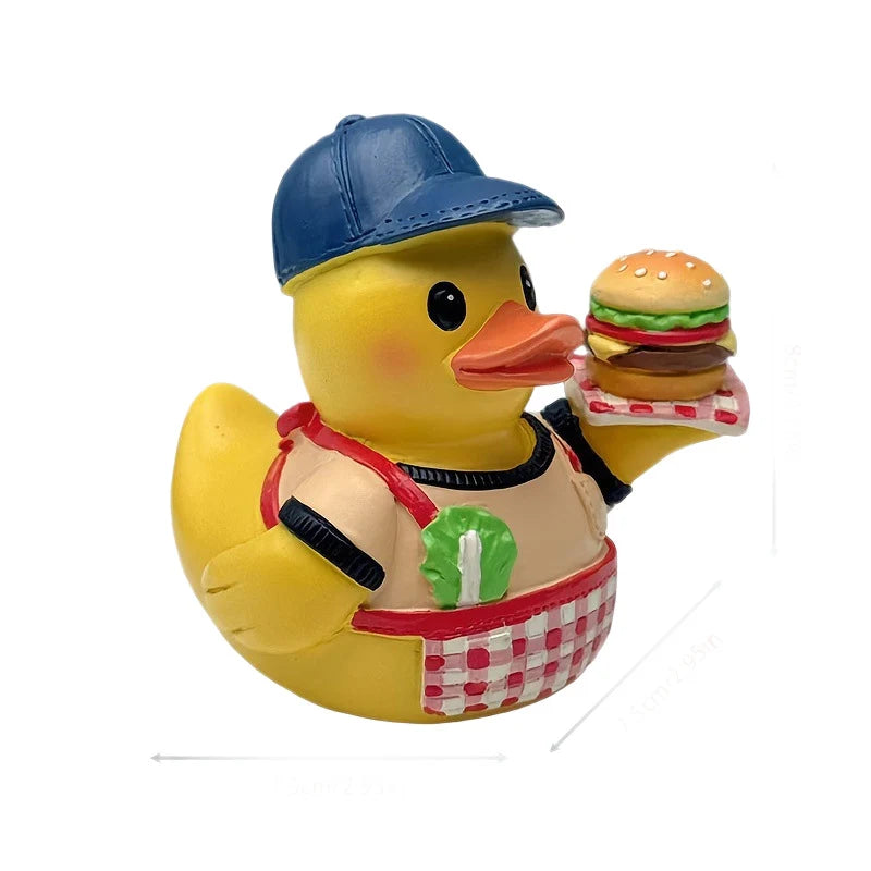 Figurină Rățușcă Jucăușă cu Tematică de Bucătar pentru Decor și Joacă 4