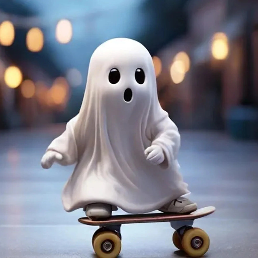 Figurină decorativă fantomă pe skateboard pentru interior 1