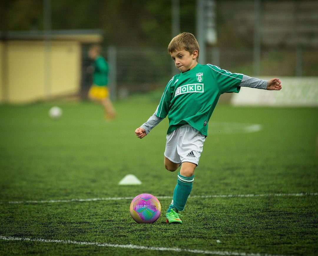 Fotbal Luminescent În Întuneric