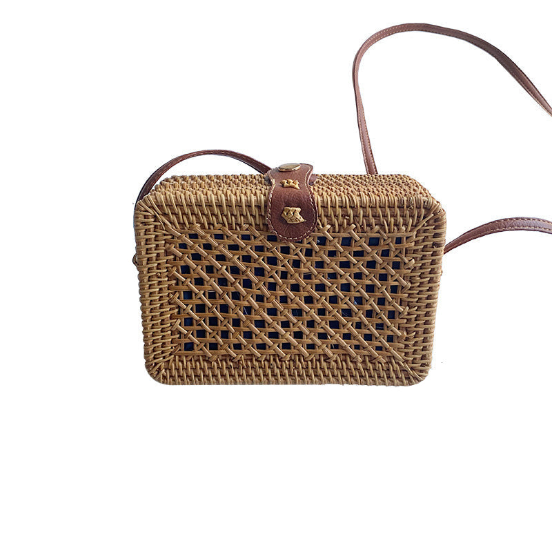 Geantă Femeie Handmade cu Design Unic 9
