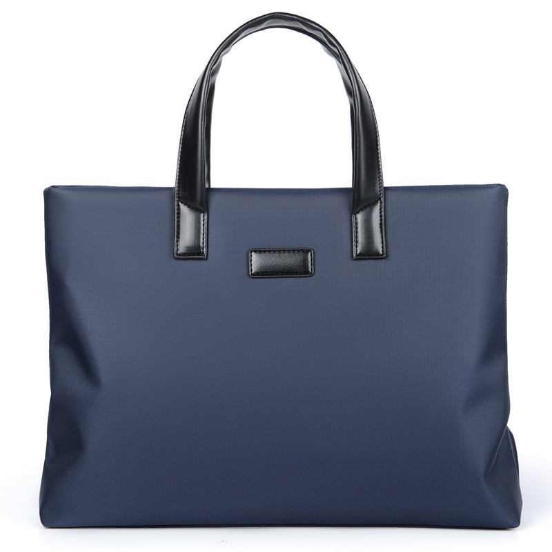 Geantă Tote Profesională pentru Femei cu Design Modern și Compartiment Generos 0