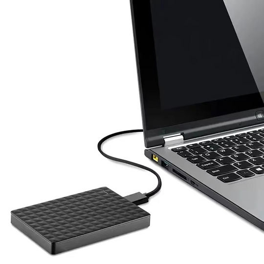 Hard disk extern portabil de 8 TB 3
