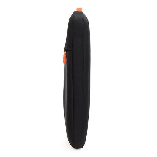 Husă subțire pentru laptop cu design modern și protecție eficientă 2