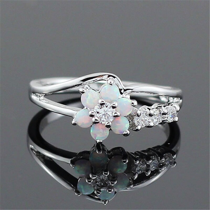 Inel Cu Floare De Cristal Opal