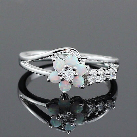 Inel Cu Floare De Cristal Opal