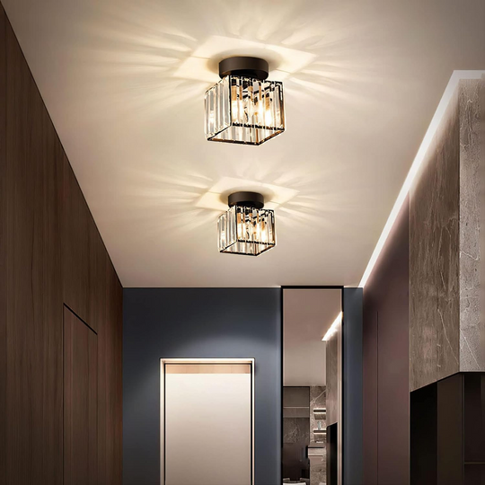 Lampă de tavan modernă cu accente de cristal 5