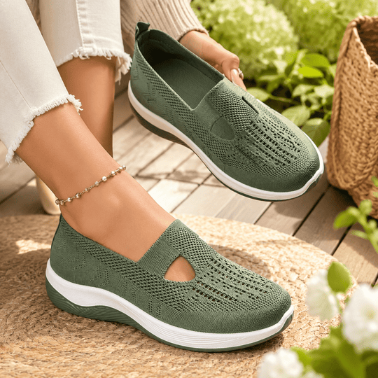 Papuci Dama Slip-On Confortabili pentru Zile Relaxate 1