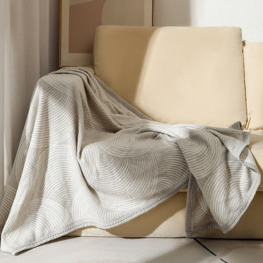 Pătură Tricotată Minimalistă pentru Femei 8