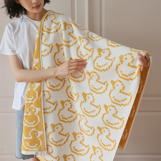 Pătură pentru Femei cu Design Jacquard Ursuleți și Textură Pufoasă 2