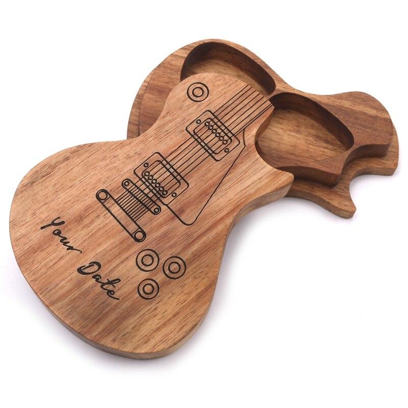 Plecțuri De Chitară Gravate În Lemn