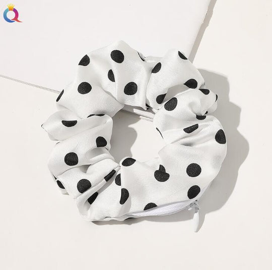 Portofel Cu Scrunchies Pentru Păr (3 Bucăți)