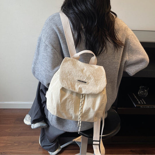 Rucsac Dama Compact Cu Design Modern Si Curele Reglabile 7