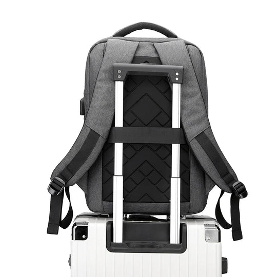 Rucsac Funcțional pentru Bărbați cu Design Modern 2