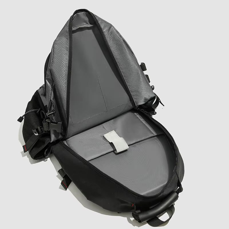 Rucsac de drumeție cu design ergonomic pentru aventuri 4