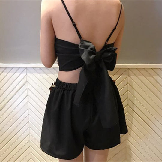 Set Cu Crop Top Brodat Și Șorturi Cu Flori
