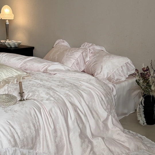Set Lenjerie de Pat cu Tiv cu Volane pentru Femei, Design Jacquard Elegant 1
