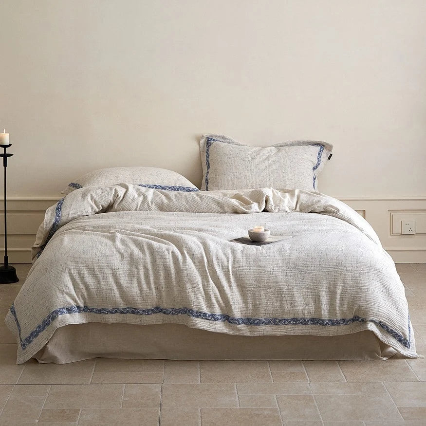 Set Lenjerie de Pat din In cu Bordură Indigo pentru Femei 0