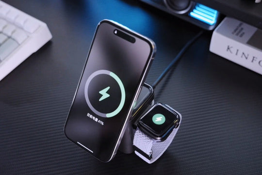 Stație de Încărcare 3 în 1 pentru Smartphone, Ceas Inteligent și Căști 7