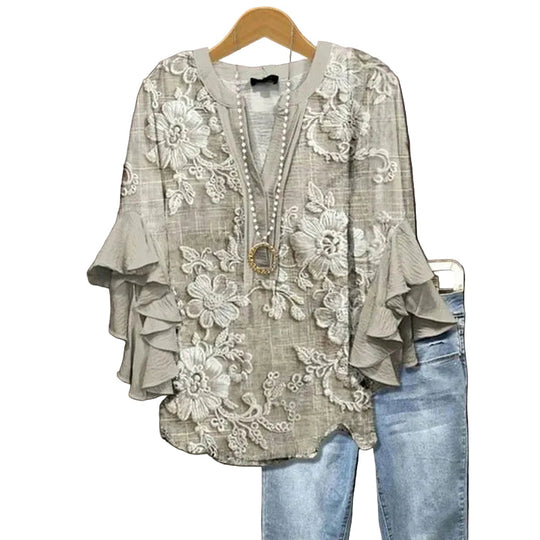 Tricou de damă cu model floral și tiv cu volane 0