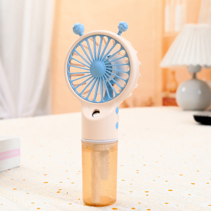 Ventilator Portabil cu Pulverizare pentru Femei, Design Compact și Ușor 0