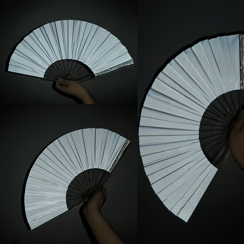 Ventilator Portabil pentru Femei cu Design Unic 3