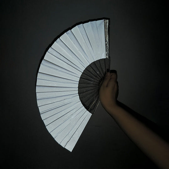 Ventilator Portabil pentru Femei cu Design Unic 4