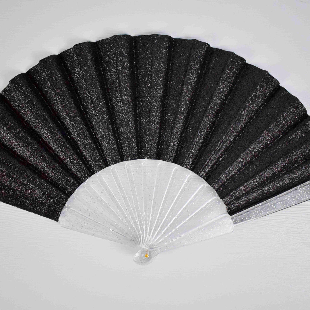 Ventilator de mână pentru femei cu design strălucitor și compact 2