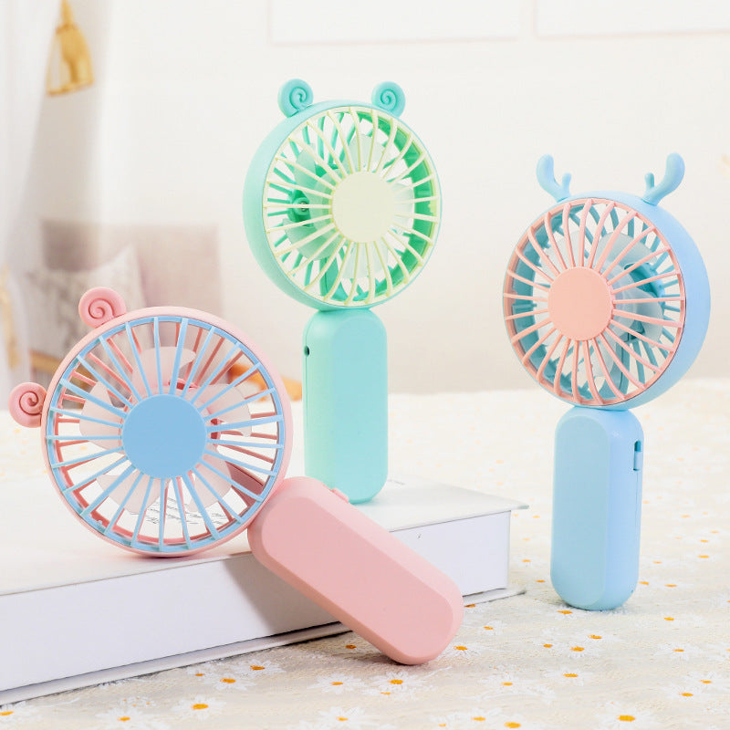 Ventilator de mână portabil pentru femei cu design ergonomic 3