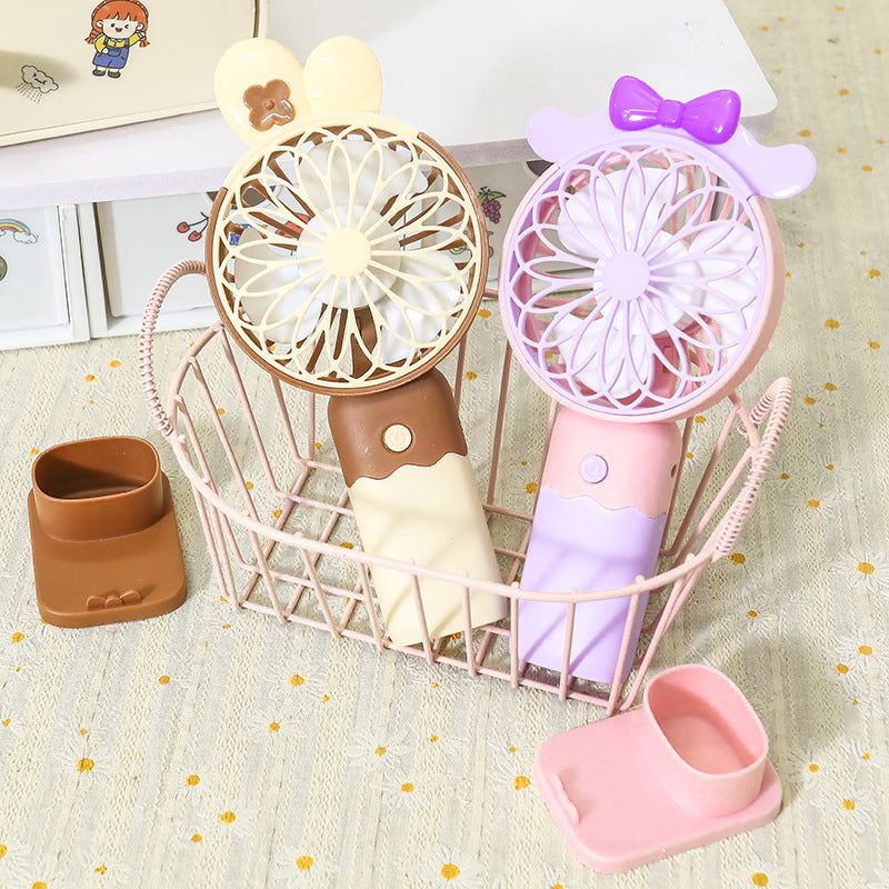 Ventilator de mână portabil pentru femei cu design ergonomic 4